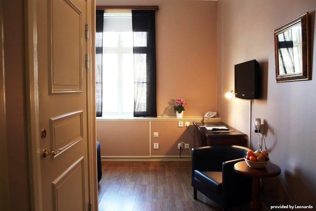 Best Western Hotel Gamla Teatern Эстерсунд Номер фото